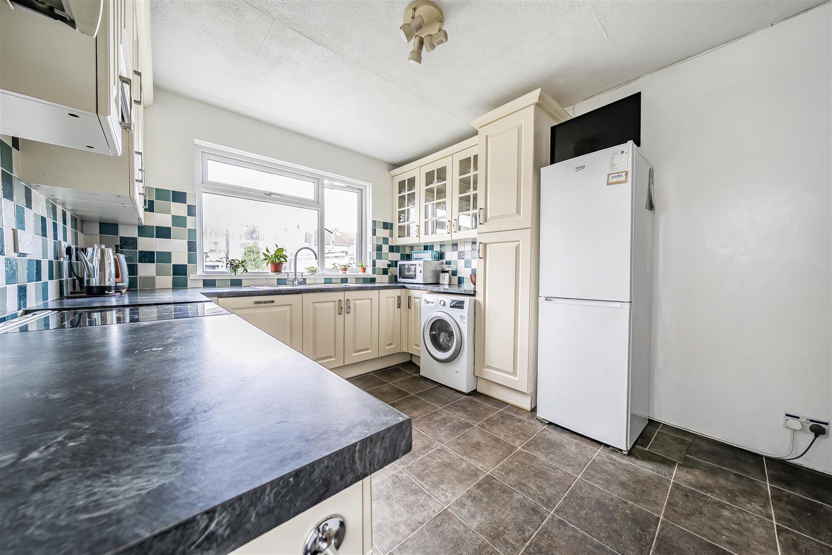 Lakefield Place, Llanelli, SA15 2TY